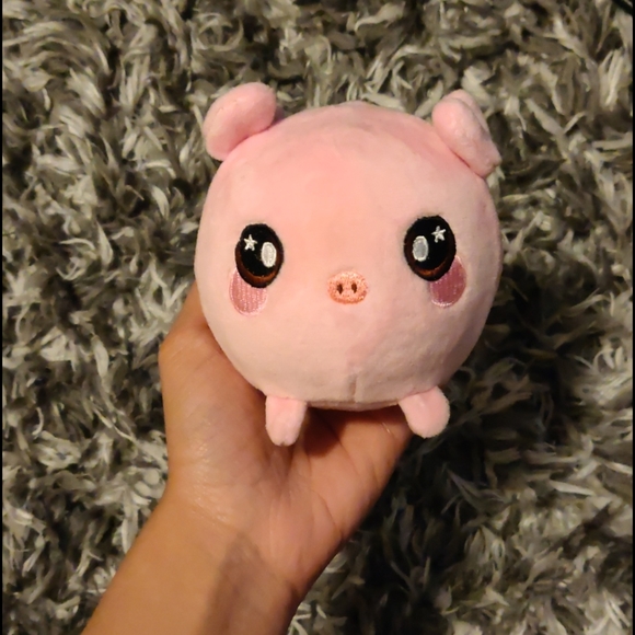 Cute piggie soft toy - Picture 2 of 2